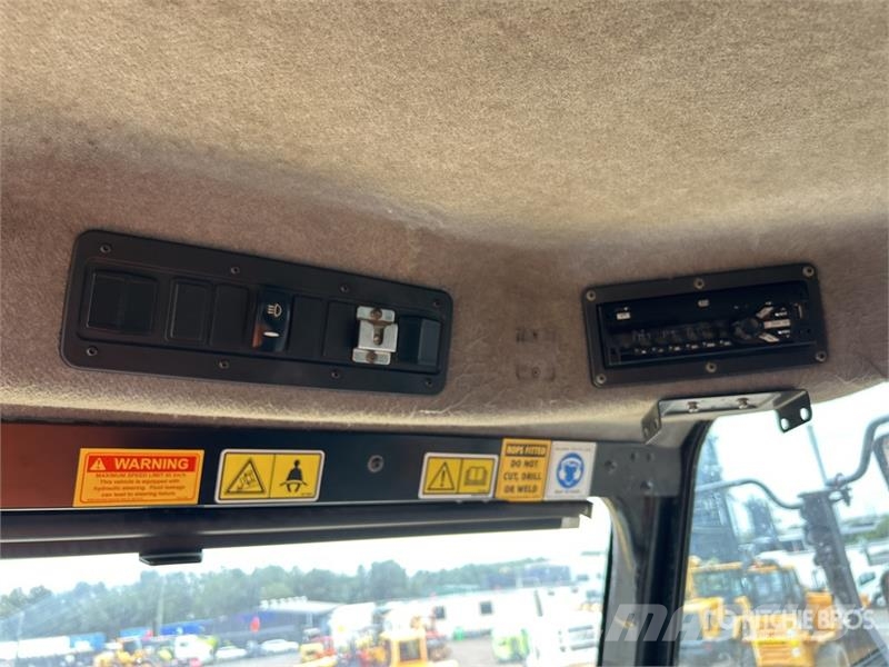 CAT 745C Zglobni demperji
