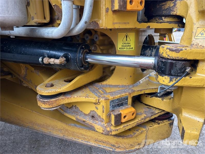 CAT 745C ساحبات مفصلية