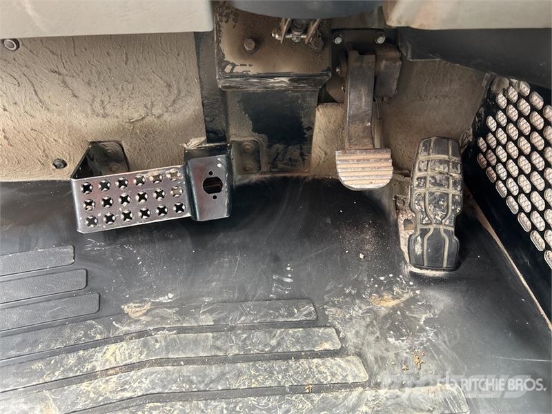 CAT 745C ساحبات مفصلية