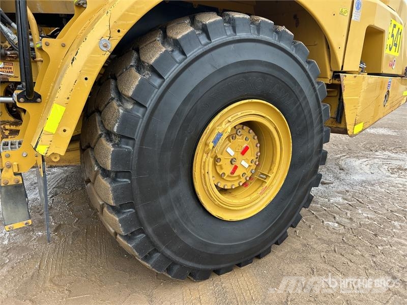 CAT 745C Zglobni demperji