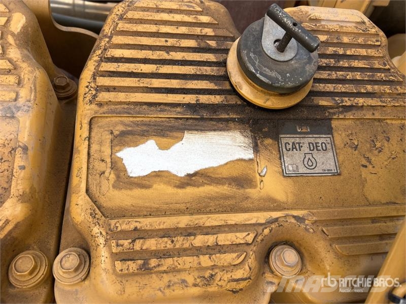 CAT 745C 34000 L 6x6 Water Wagon Vesisäiliöautot