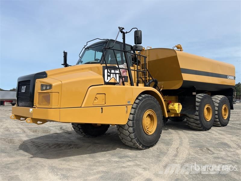 CAT 745C 34000 L 6x6 Water Wagon Camiones cisterna