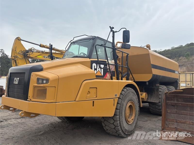 CAT 745C 34000 L 6x6 Water Wagon Autocisterne