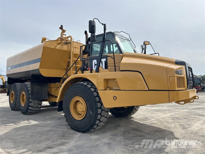 CAT 745C 34000 L 6x6 Water Wagon Camiones cisterna
