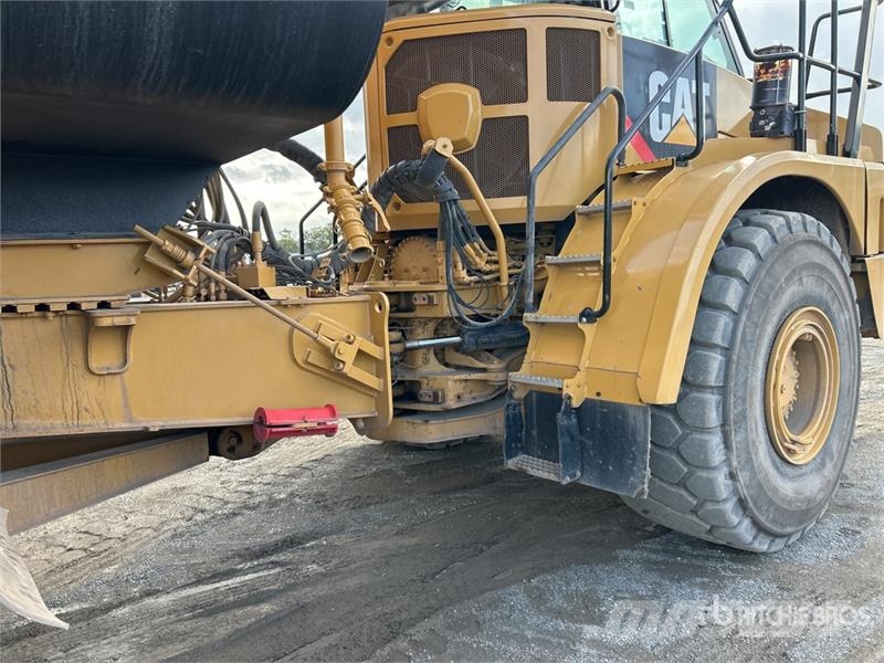CAT 745C 34000 L 6x6 Water Wagon Vesisäiliöautot