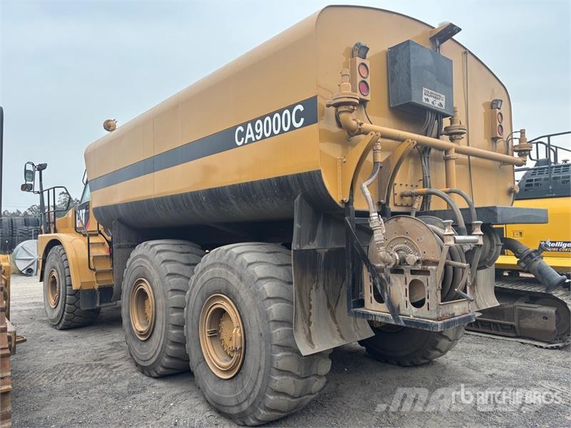 CAT 745C 34000 L 6x6 Water Wagon Autocisterne