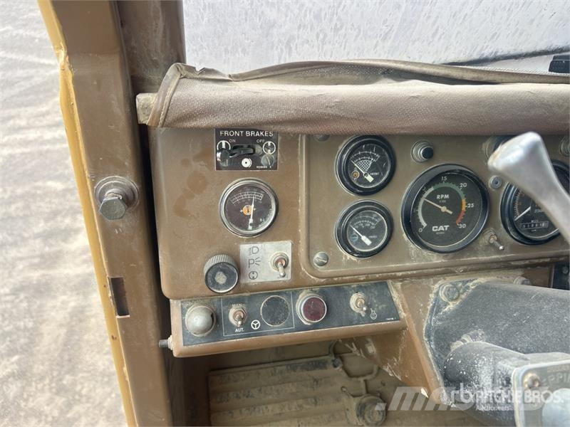 CAT 769C 铰接式自卸车