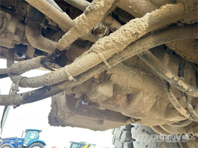 CAT 769C 铰接式自卸车