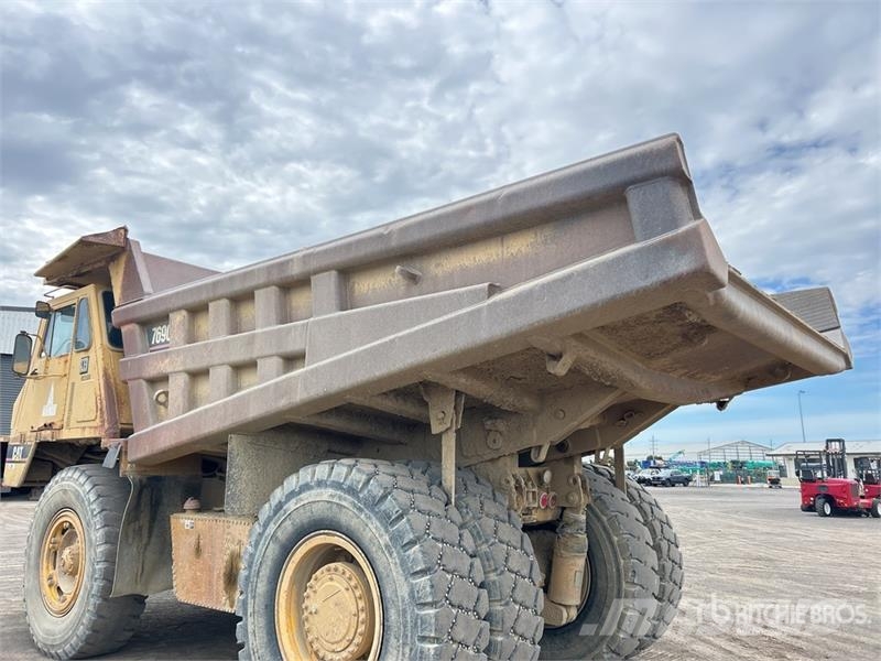CAT 769C 铰接式自卸车