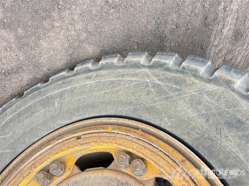 CAT 769C 铰接式自卸车