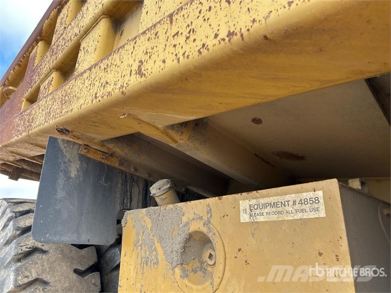 CAT 769C Zglobni damperi