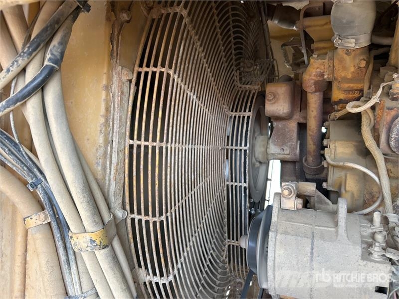 CAT 769C 铰接式自卸车