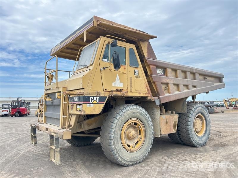 CAT 769C 铰接式自卸车