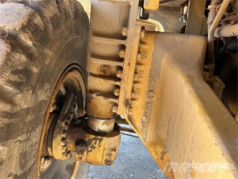 CAT 769C Zglobni damperi