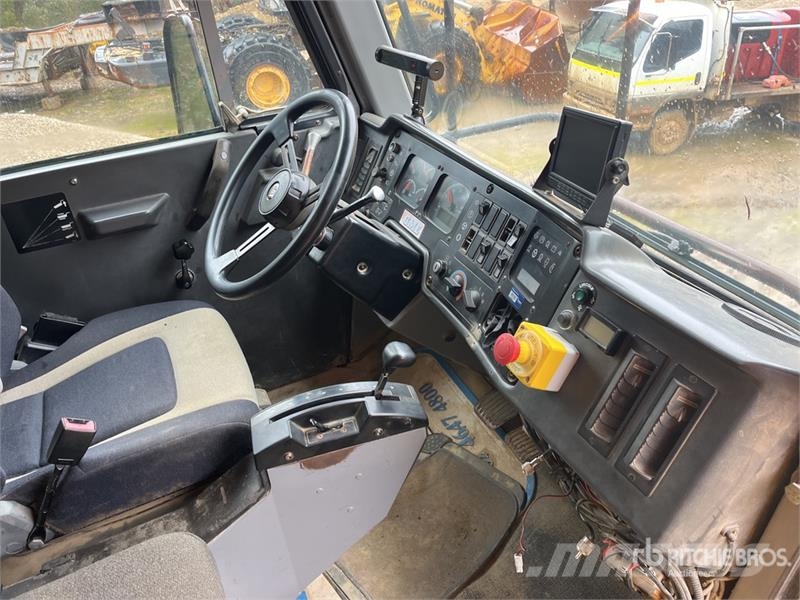 CAT 771D Haul Truck Articulated Haulers