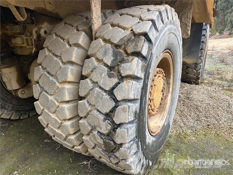 CAT 771D Haul Truck Articulated Haulers