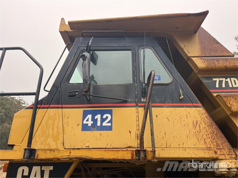 CAT 771D Haul Truck Articulated Haulers