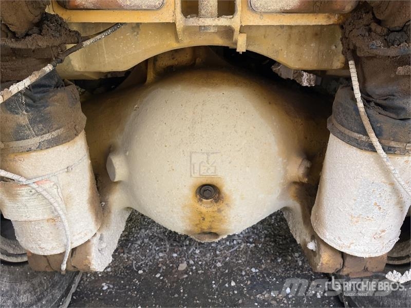 CAT 771D Haul Truck Articulated Haulers