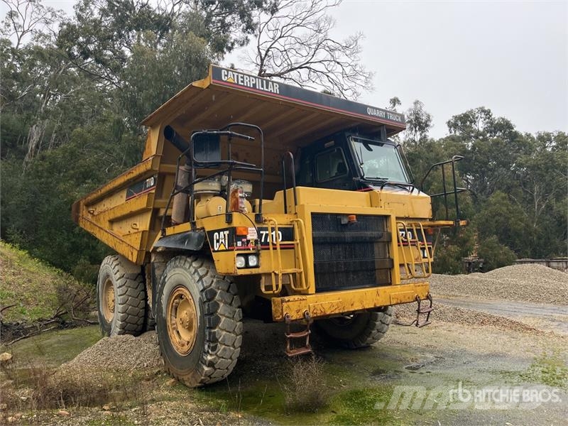 CAT 771D Haul Truck Articulated Haulers
