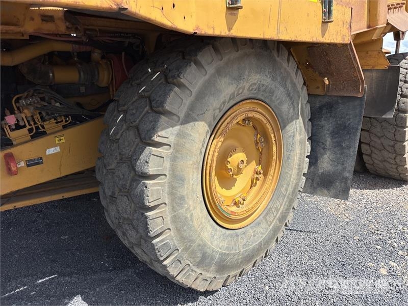 CAT 773F Haul Truck Шарнирно-сочленённые самосвалы