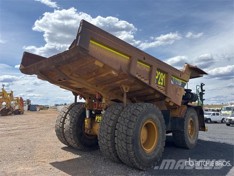 CAT 773F Haul Truck Шарнирно-сочленённые самосвалы