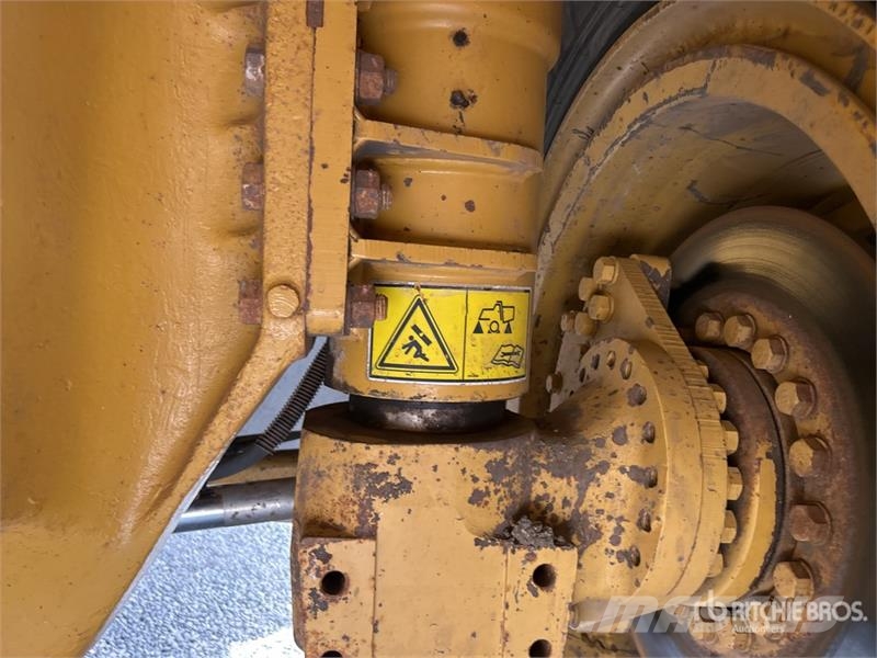 CAT 773F Haul Truck Шарнирно-сочленённые самосвалы