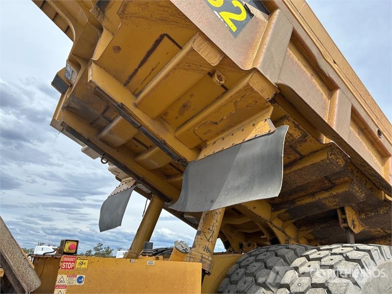 CAT 773F Haul Truck Шарнирно-сочленённые самосвалы
