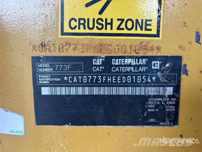 CAT 773F Haul Truck Liigendraamiga pinnaseveokid