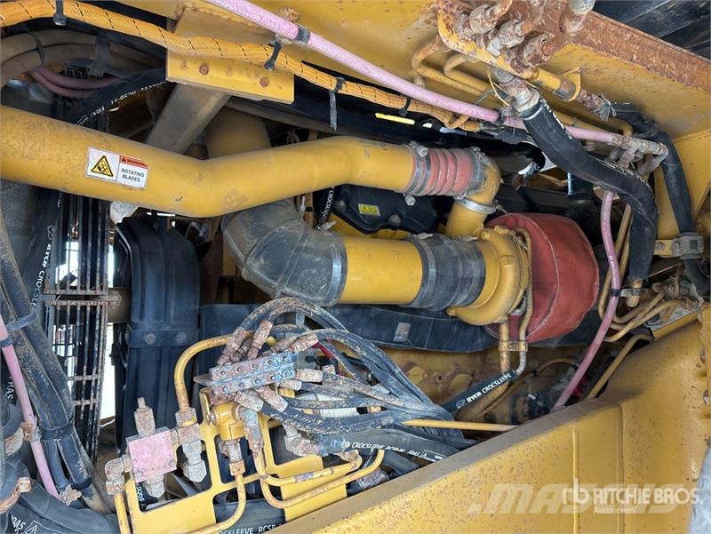 CAT 773F Haul Truck Zglobni damperi