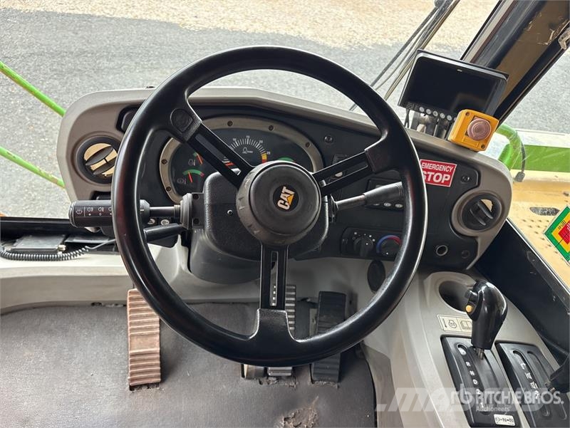 CAT 773F Haul Truck Liigendraamiga pinnaseveokid