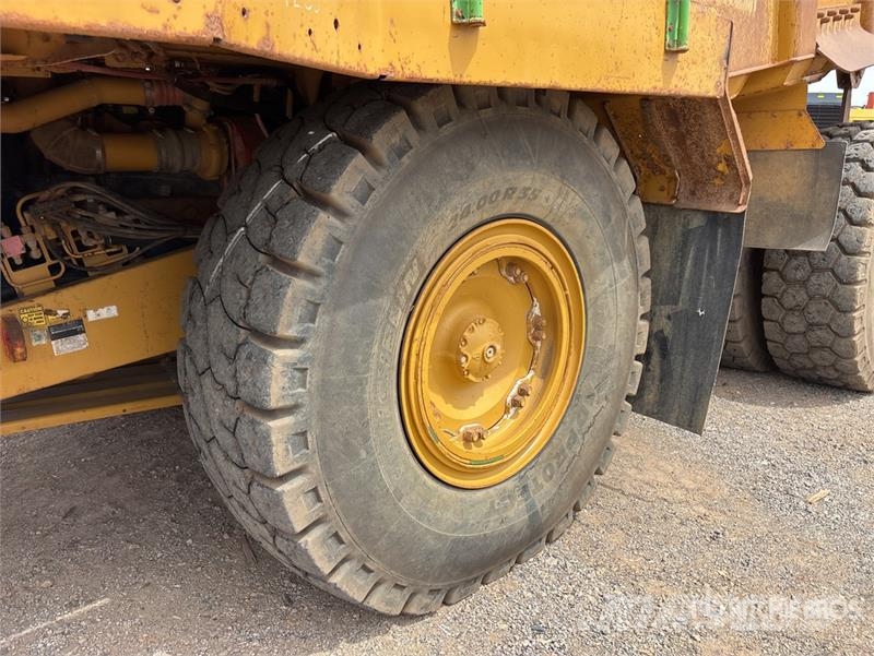 CAT 773F Haul Truck Шарнирно-сочленённые самосвалы