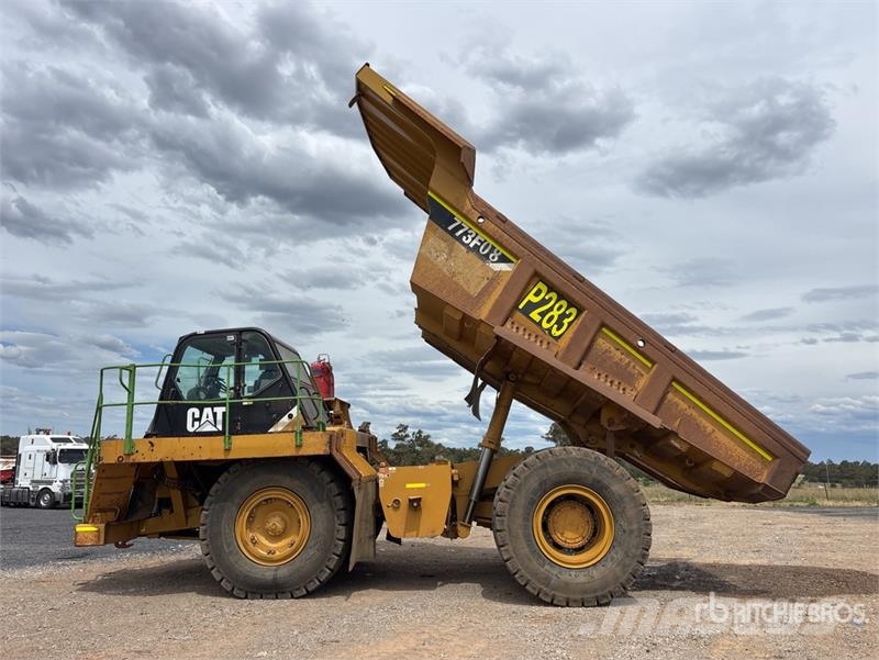 CAT 773F Haul Truck Шарнирно-сочленённые самосвалы