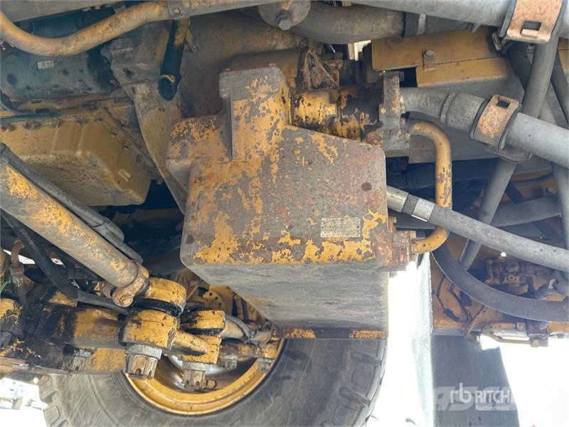 CAT 773F Haul Truck Шарнирно-сочленённые самосвалы