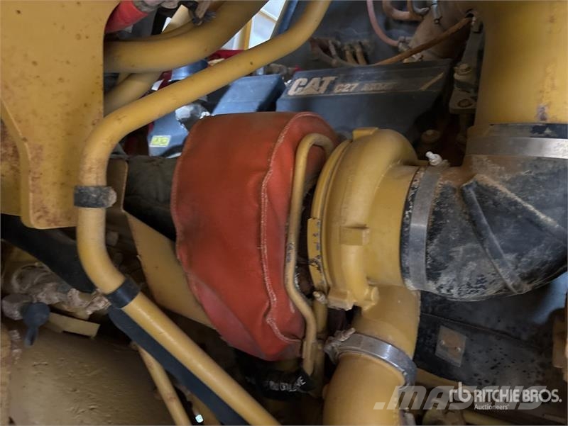 CAT 773F Haul Truck Liigendraamiga pinnaseveokid