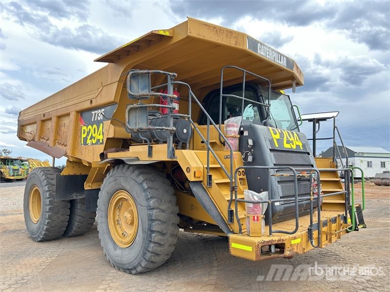 CAT 773F Haul Truck Zglobni damperi