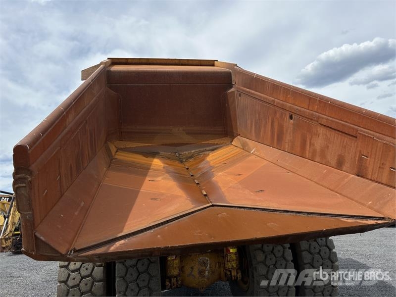 CAT 773F Haul Truck Шарнирно-сочленённые самосвалы