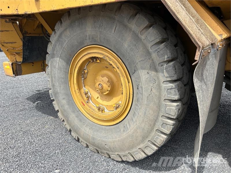 CAT 773F Haul Truck Шарнирно-сочленённые самосвалы