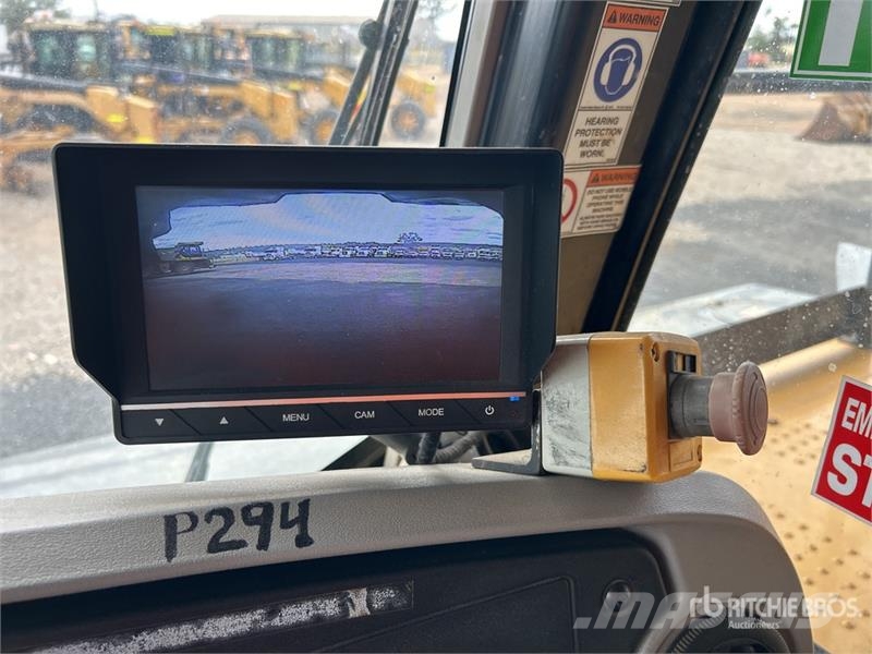 CAT 773F Haul Truck Zglobni damperi