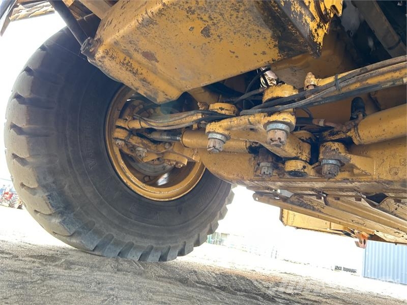 CAT 773F Haul Truck Zglobni damperi