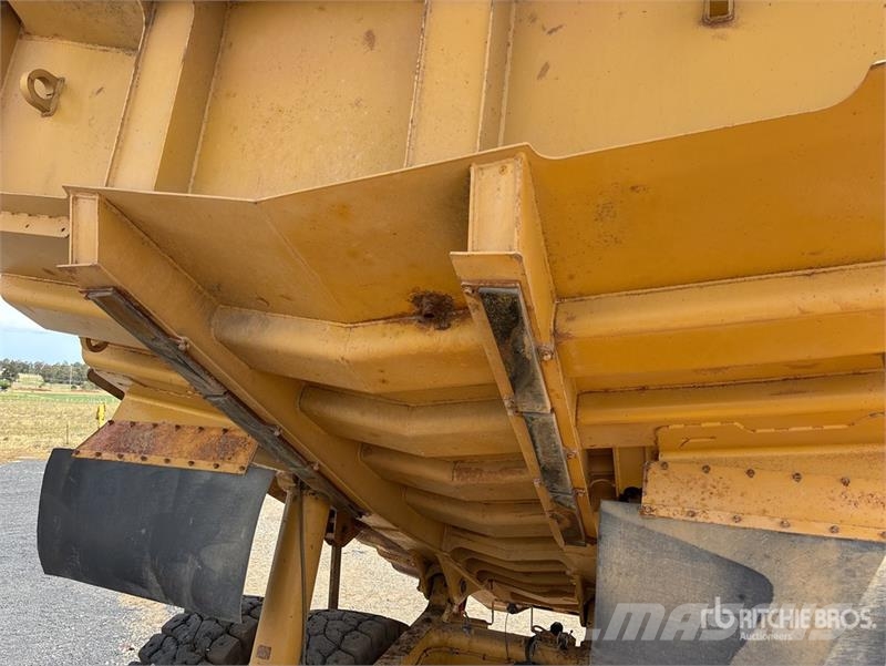 CAT 773F Haul Truck Шарнирно-сочленённые самосвалы
