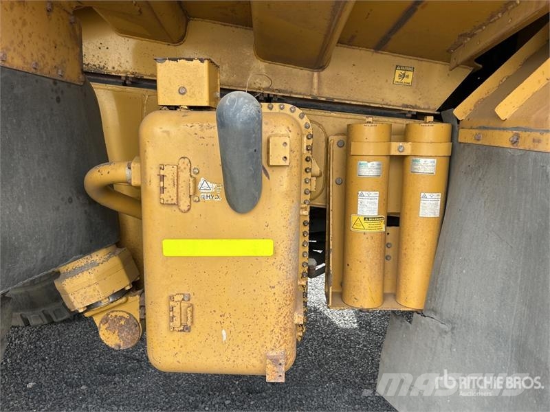 CAT 773F Haul Truck Шарнирно-сочленённые самосвалы