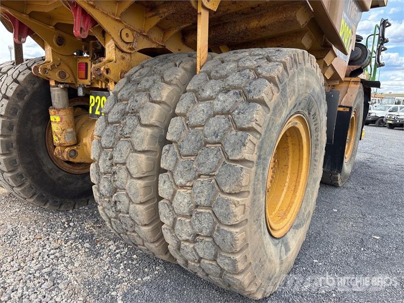 CAT 773F Haul Truck Zglobni damperi