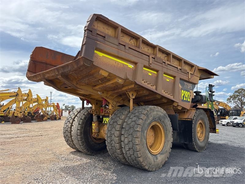 CAT 773F Haul Truck Zglobni damperi