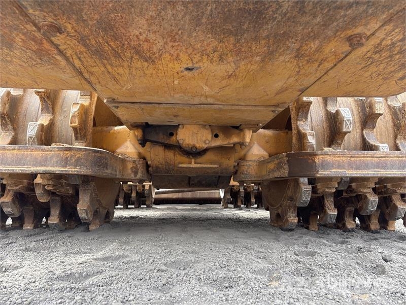 CAT 815F 土壤压实机