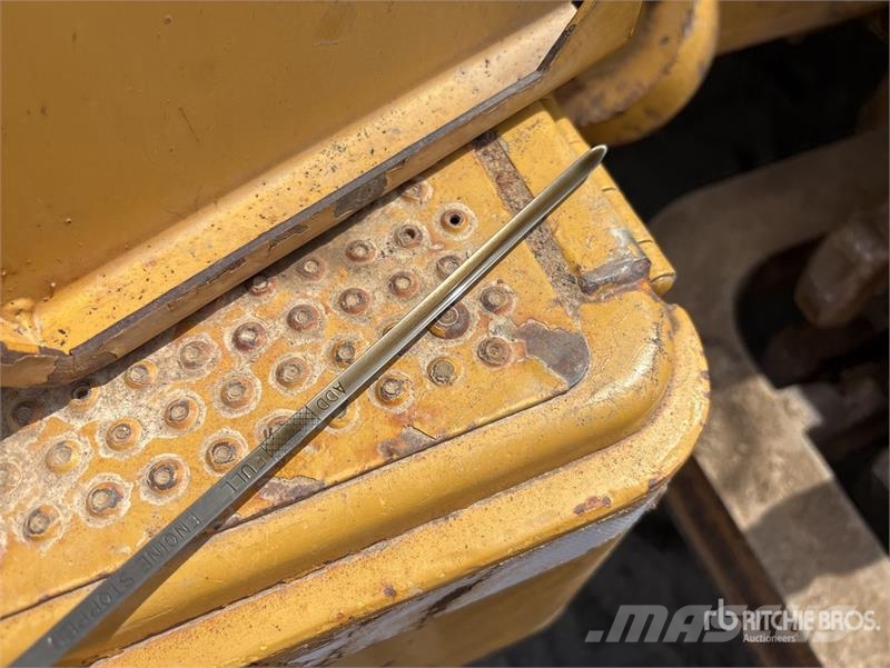 CAT 815F 土壤压实机