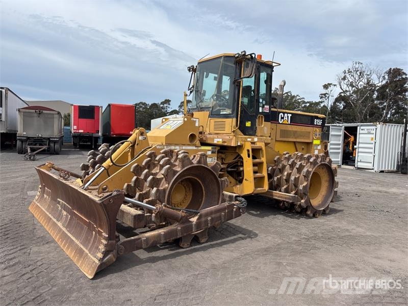 CAT 815F 土壤压实机