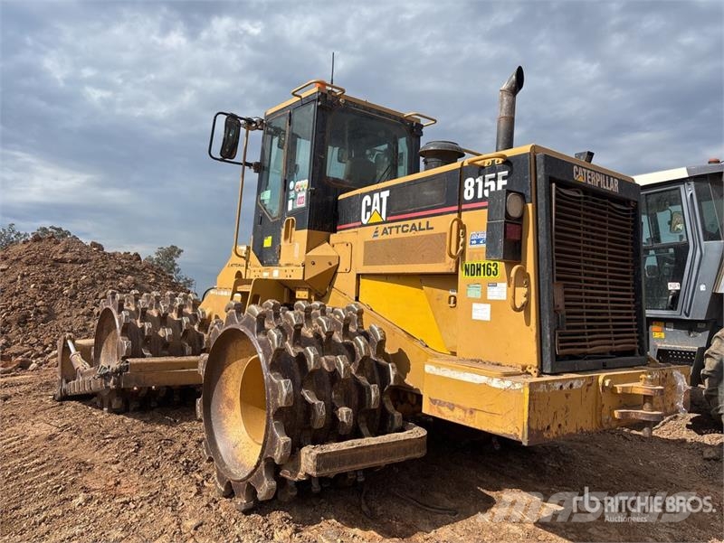 CAT 815F Landfill Compactor Jordkompaktorer