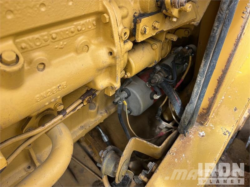 CAT 825C ضاغطات التربة