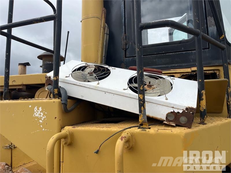 CAT 825C ضاغطات التربة