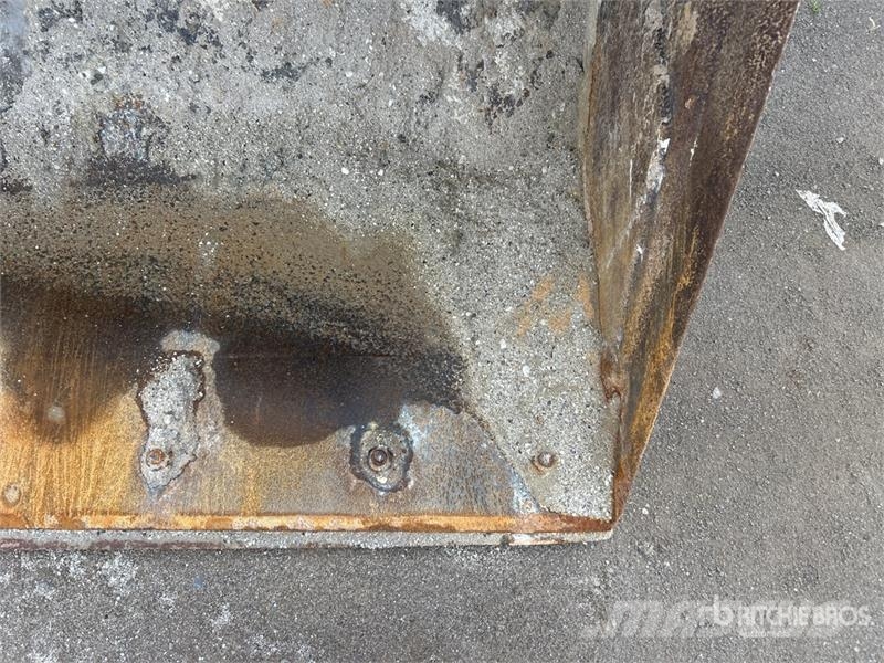 CAT 916 Rataslaadurid